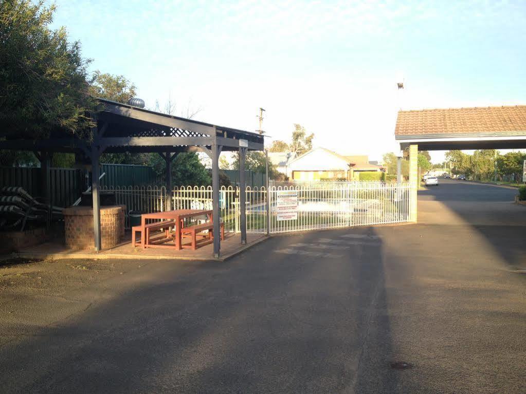 Atlas Motel Dubbo Exterior photo